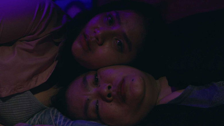 кадр из фильма Warung Acil Idah