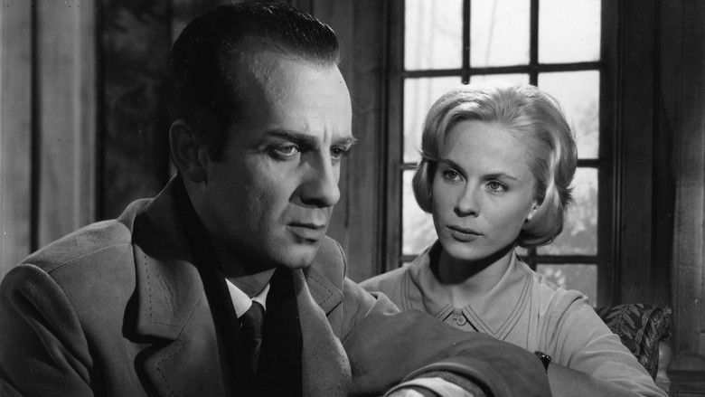 кадр из фильма Дьявольское око