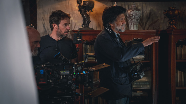 кадр из фильма Закройте глаза