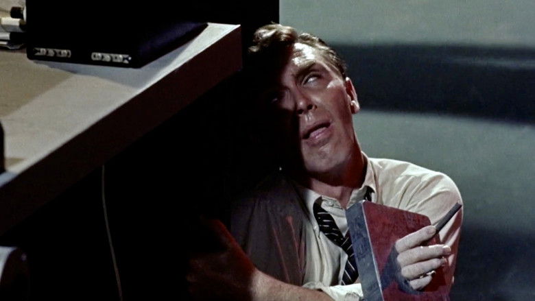 кадр из фильма 4D Man