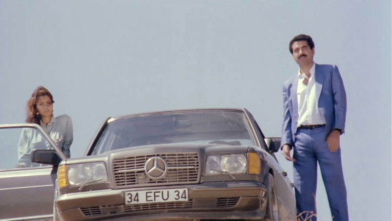 кадр из фильма Allah Allah