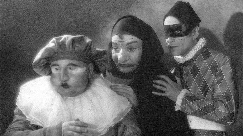 кадр из фильма Les Trois Masques