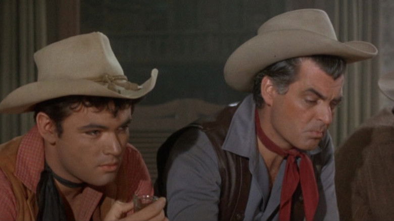 кадр из фильма The Gun Hawk