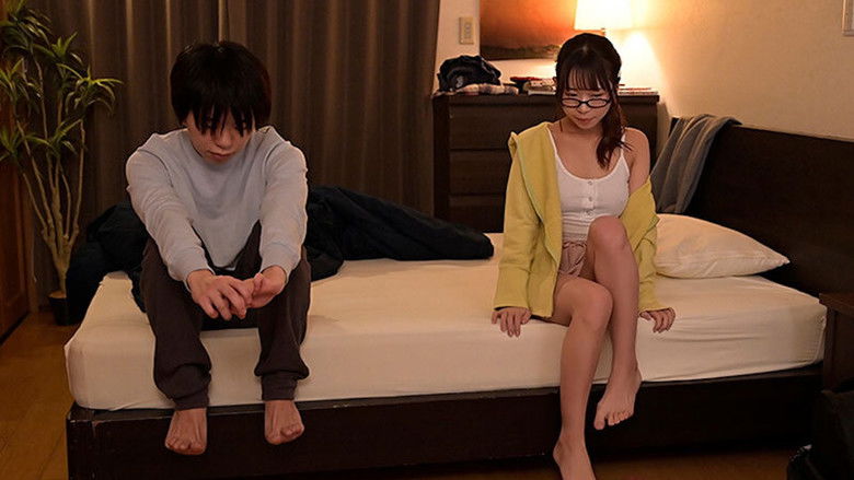 кадр из фильма ROYD-259 仆の姉は地味で控えめですが、眼镜を外すと、絶世の美女で我慢できず迫ったら素股からの生挿入で初中出しをさせてくれました