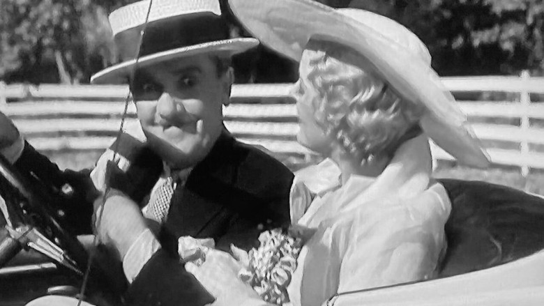 кадр из фильма Service with a Smile