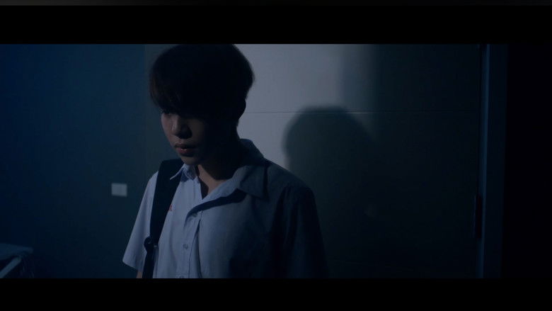 кадр из фильма Cosplayer