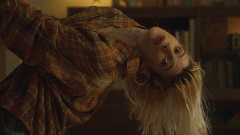 кадр из фильма The Heirloom