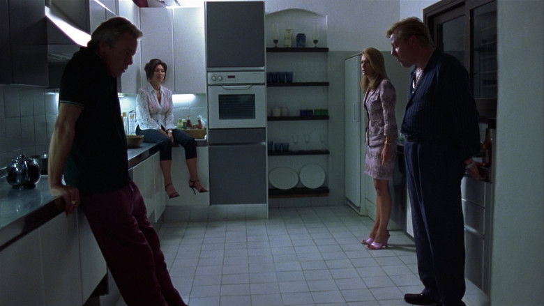 кадр из фильма Сексуальная тварь