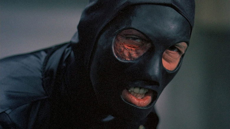 кадр из фильма Смертельные гонки 2000