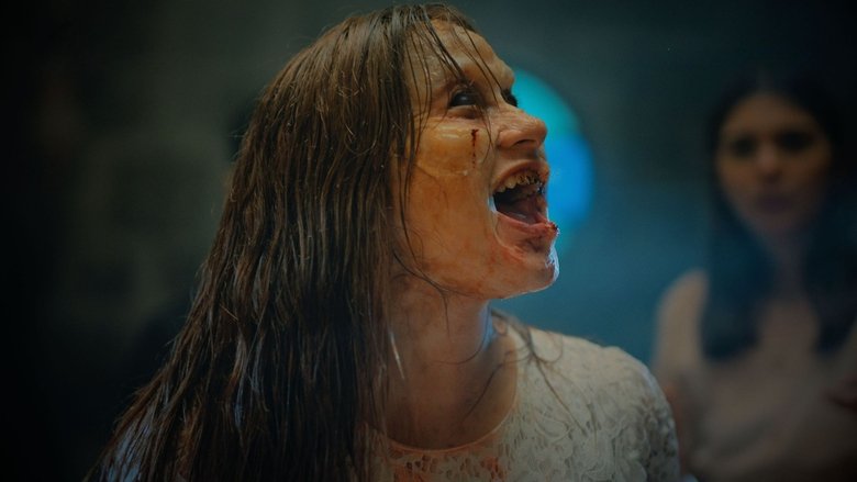 кадр из фильма KMJS' Gabi Ng Lagim: The Movie