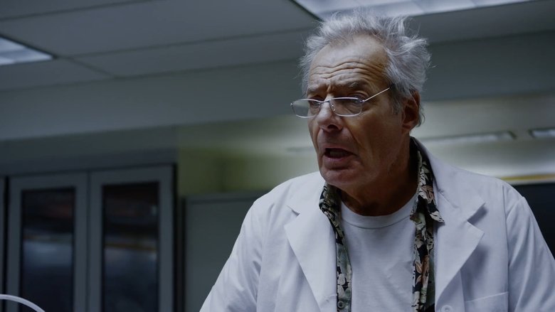 кадр из фильма Студентка и зомбяк-укурыш