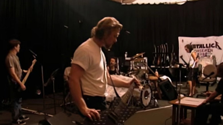 кадр из фильма Metallica: Making of S&M