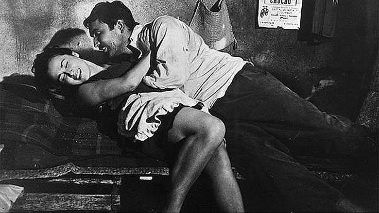 кадр из фильма Жемчуг святой Люсии