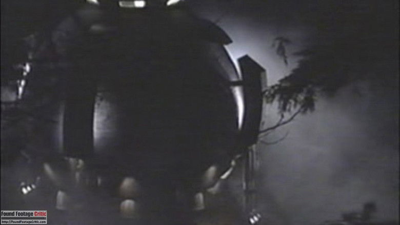 кадр из фильма Похищенные пришельцами