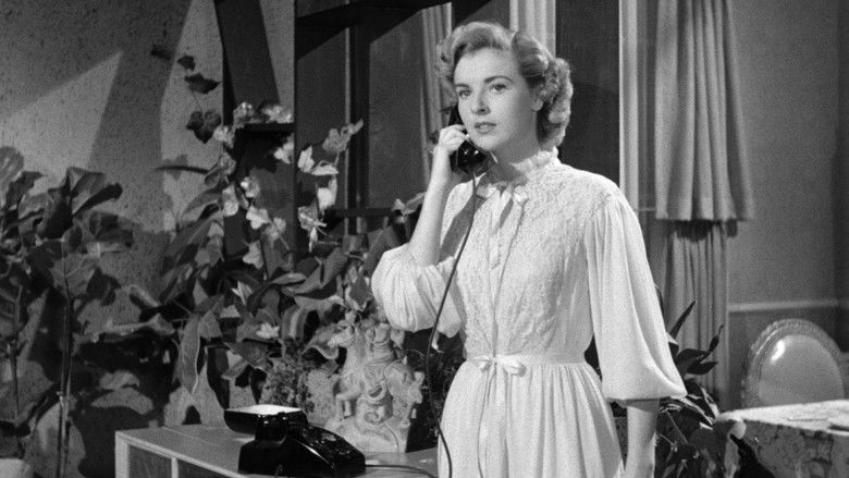 кадр из фильма The Violent Years