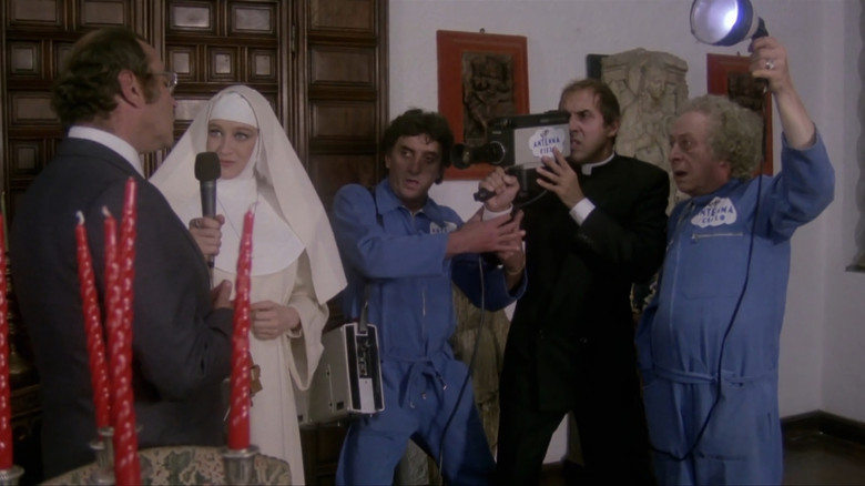 кадр из фильма Бархатные ручки