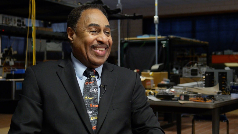 кадр из фильма A Brief History of Time Travel