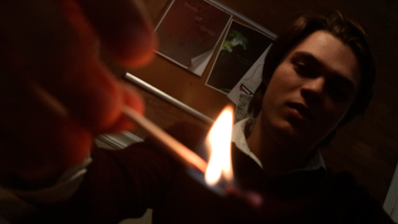 кадр из фильма A Poem About How Little I Feel