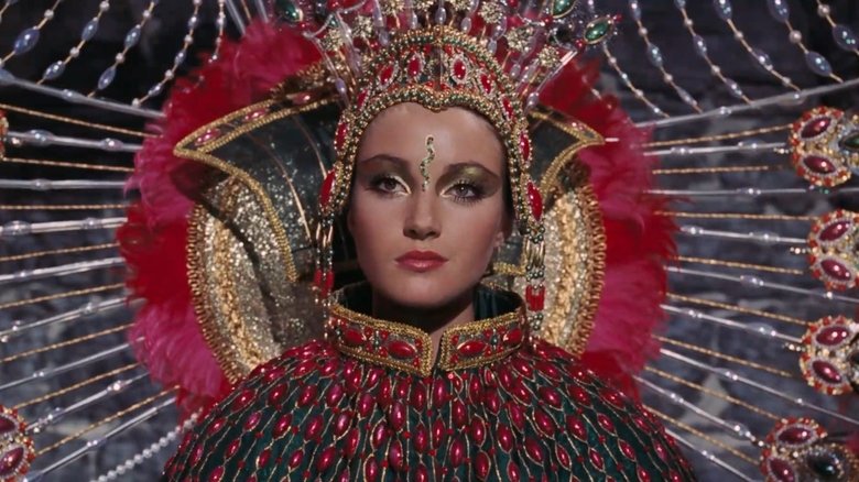 кадр из фильма 007: Живи и дай умереть