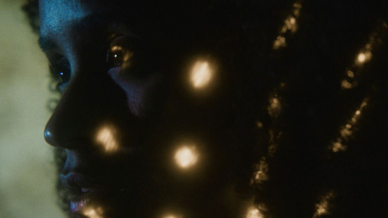 кадр из фильма Dança dos Vagalumes