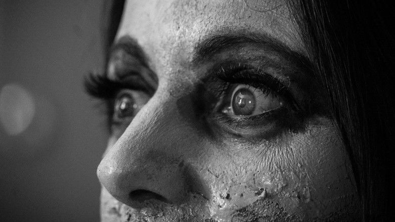 кадр из фильма I Can See You