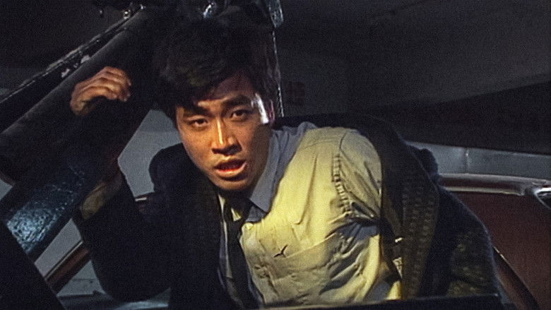 кадр из фильма 特警90