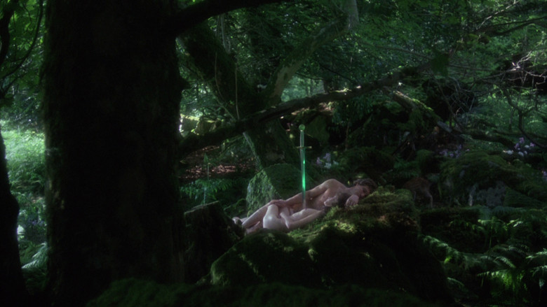 кадр из фильма Экскалибур