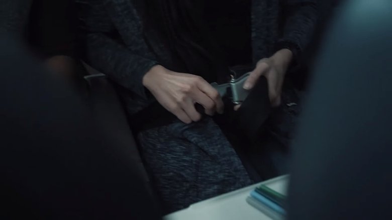 кадр из фильма Рейс 666