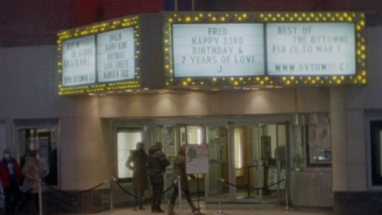 кадр из фильма Closing Night