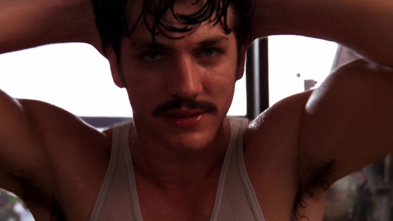 кадр из фильма Звезда Плейбоя