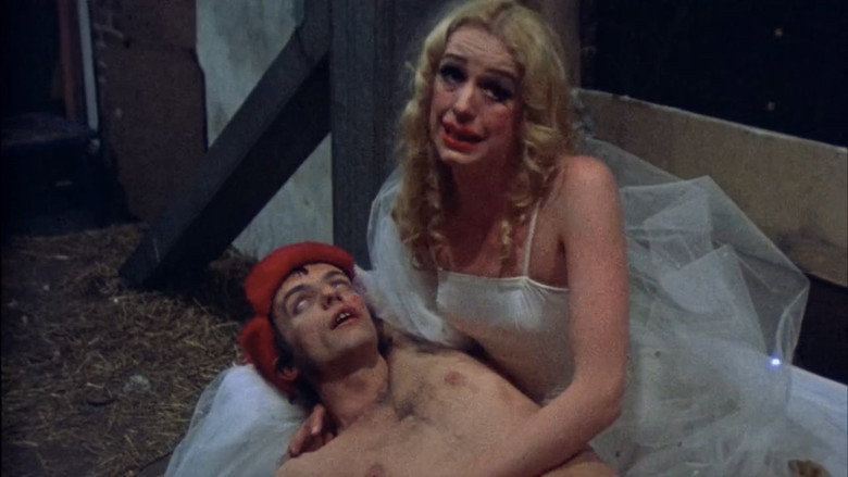 кадр из фильма Desperate Living