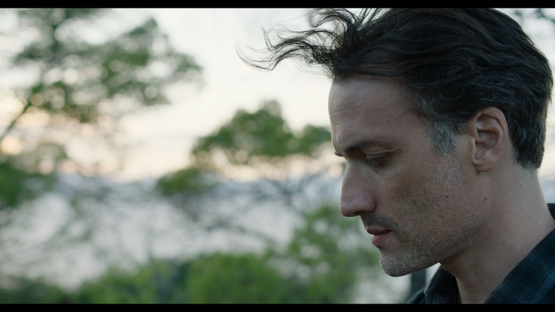 кадр из фильма Τόσο Κοντά, Τόσο Μακριά