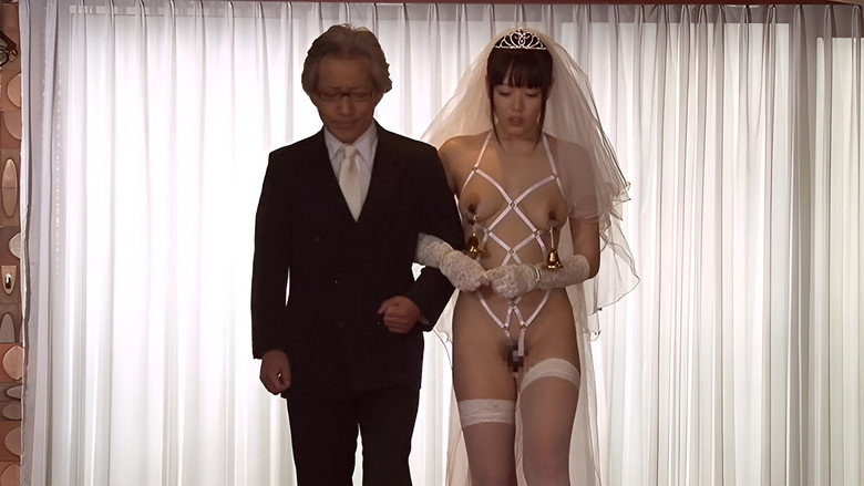 кадр из фильма 屈辱と恥辱のウエディングドレス 奴●花嫁 2 浜崎真緒 川上ゆう - 川上ゆう（森野雫）
