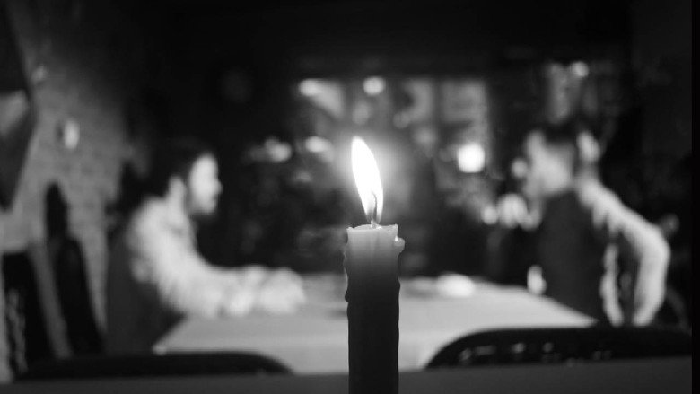 кадр из фильма Casa 5 estrellas