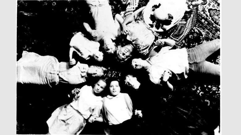 кадр из фильма The Witches and the Grinnygog