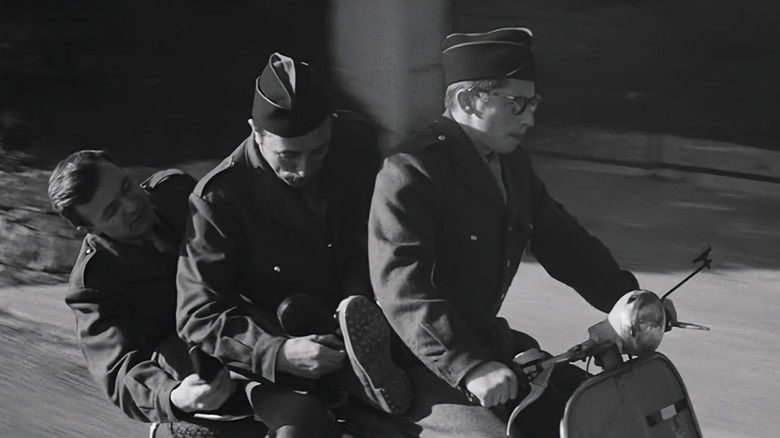 кадр из фильма Tire-au-flanc 62