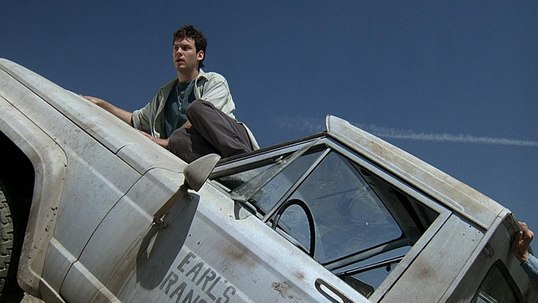 кадр из фильма Дрожь земли 2: Повторный удар