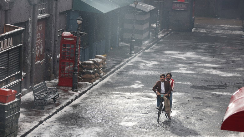 кадр из фильма Your's Sincerely RAAM