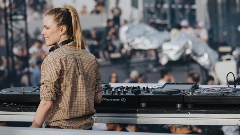 кадр из фильма Terminal 1 : Air, Phoenix et Étienne de Crécy