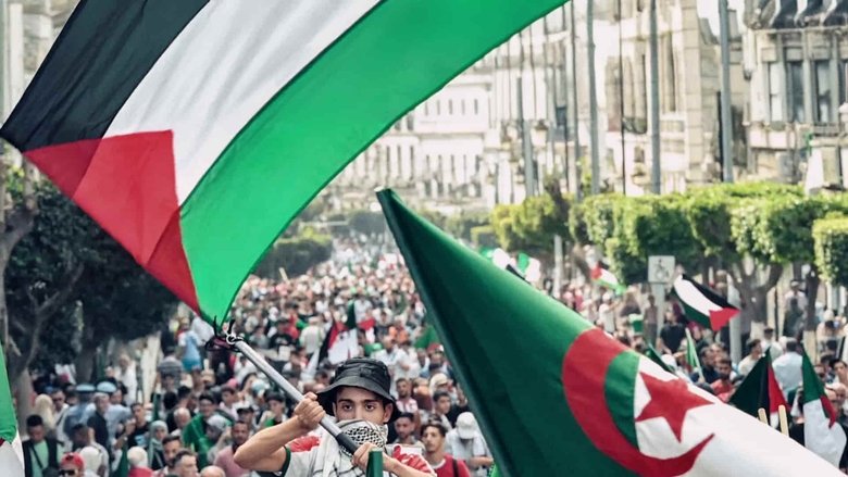 кадр из фильма Deux Vies Pour l'Algérie Et Tous Les Damnés De La Terre