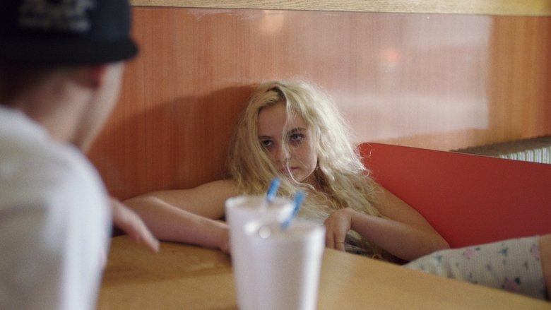 кадр из фильма Белая девушка