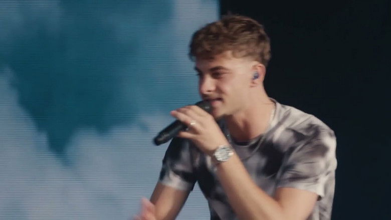 кадр из фильма Bekar en concert aux Vieilles Charrues 2025