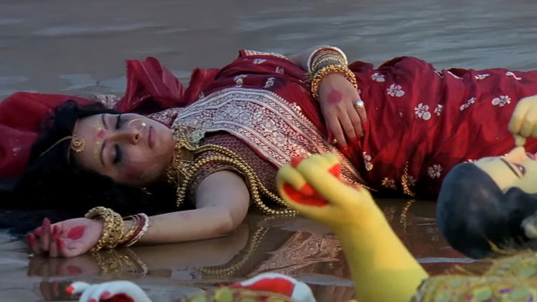 кадр из фильма নৌকাডুবি