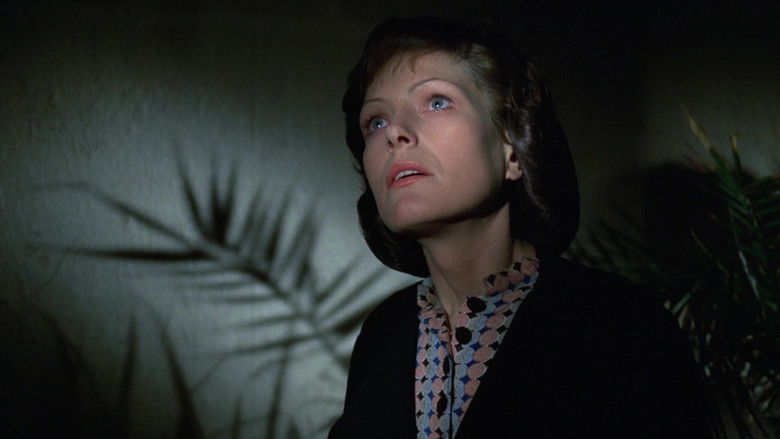 кадр из фильма Нежность волков