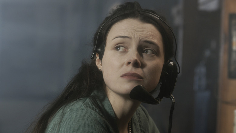 кадр из фильма Тревожный звонок