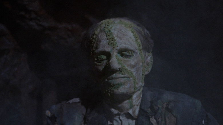 кадр из фильма Doctor Blood's Coffin