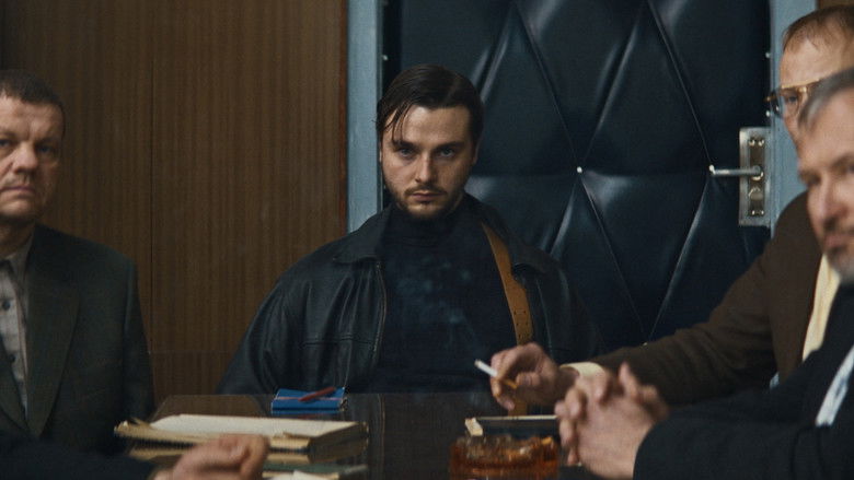 кадр из фильма Tumšzilais evaņģēlijs