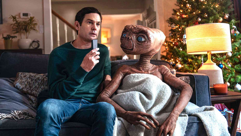 кадр из фильма E.T.: A Holiday Reunion