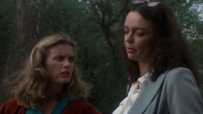 кадр из фильма Пираньи