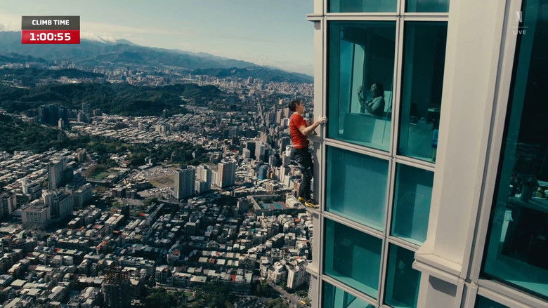 кадр из фильма Skyscraper Live